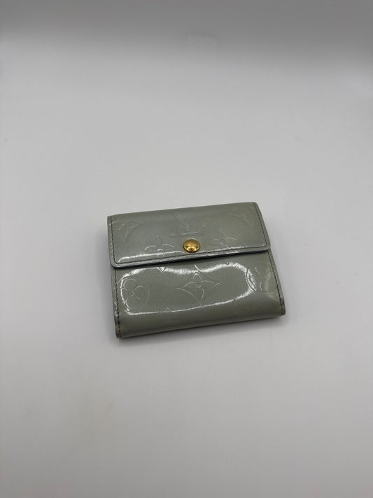 Louis Vuitton Shortwallet Vernis Light Blue SN0063