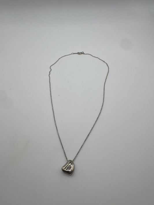 Tiffany & Co. Elsa Peretti Pyramid Silver Necklace