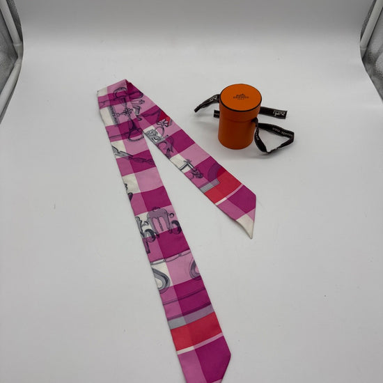 Hermès Twilly Brides de Gala Love Silk Pink