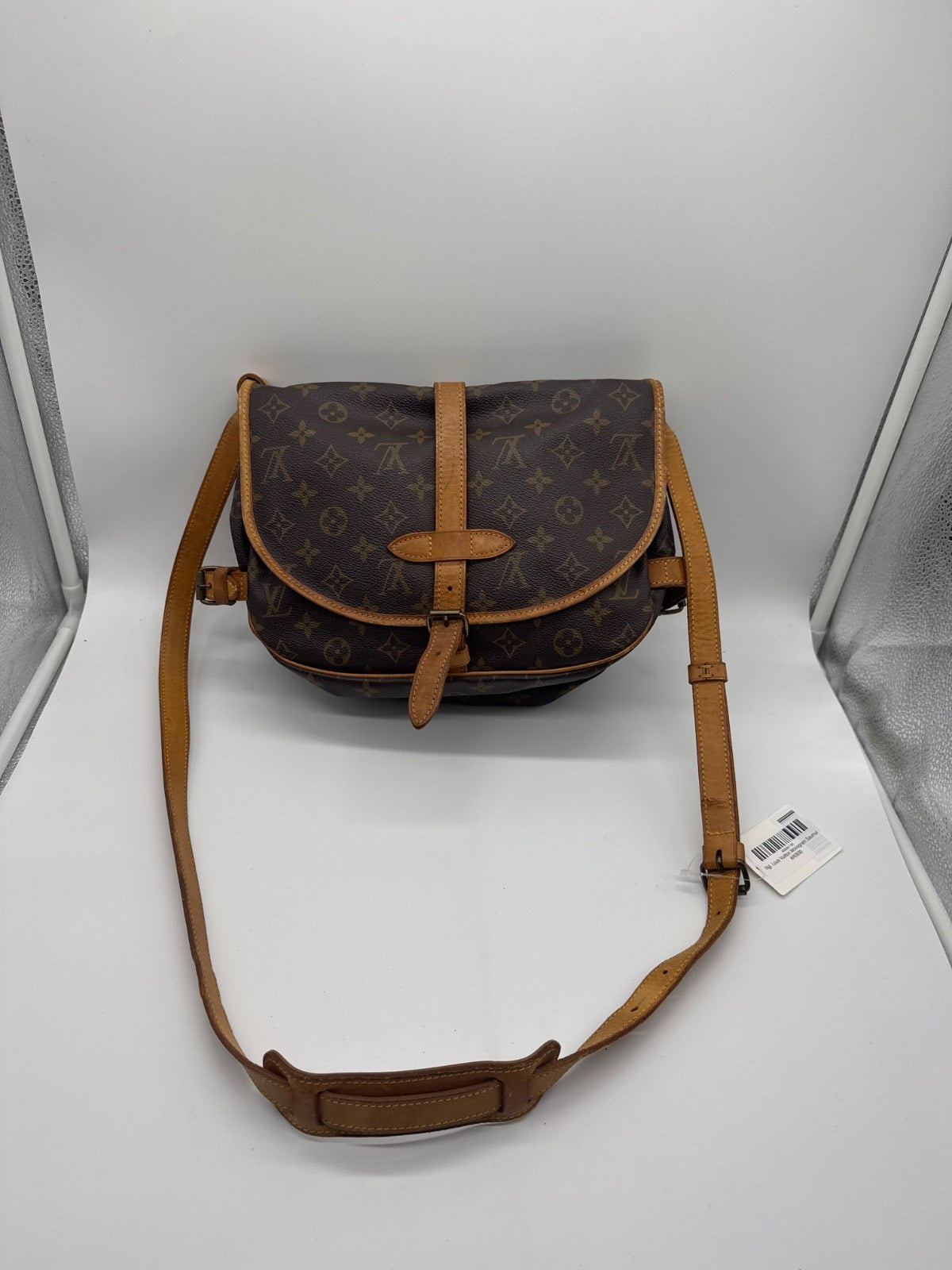 Louis Vuitton Monogram Saumur AR0930